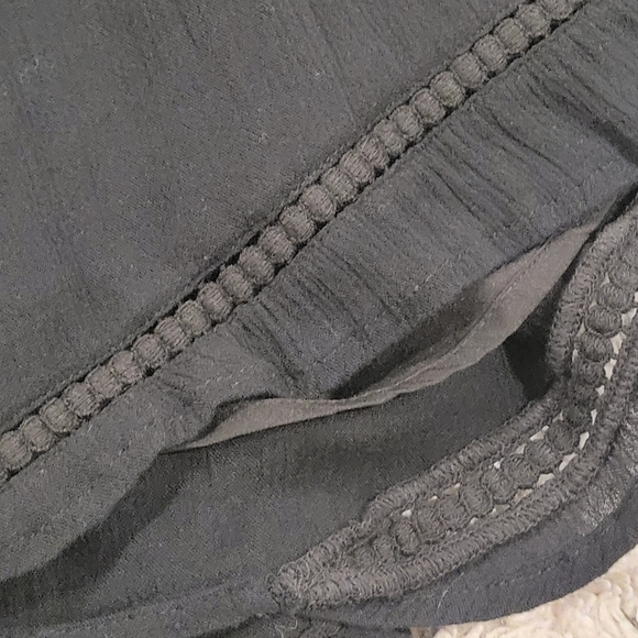 Abercrombie & Fitch SZ S Black Ruffled Deep V Neck Boho Romper Shorts Lined - Picture 8 of 14